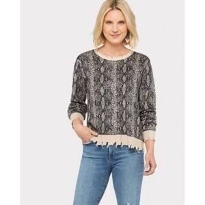 DECKER (FATE) Snakeskin print distressed edges crew neck sweater L A003480
